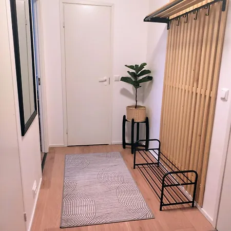 Tilava Kt Kaksio Apartman *
